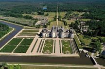Loire Valley bike tour with Chambord Castle visit