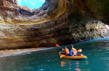 2-hour kayak guided tour of the Benagil Caves