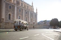 Electric tuk-tuk tour of Madrid
