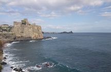 Guided tour of Catania, Aci Castello and Aci Trezza by mountain bike