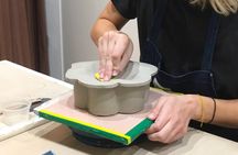 Introductory workshop to artisanal ceramics in Barcelona