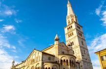 Modena private foodie walking tour with lunch