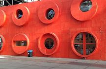 Privately guided tour of contemporary Amsterdam Noord by bike