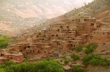 Hiking tour in the Atlas Mountains