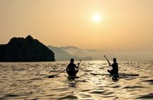 Capri caves and beaches tour on paddleboard