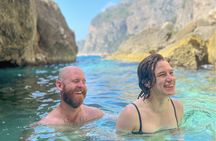 Capri caves and beaches tour on paddleboard