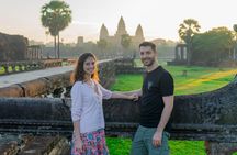 Discover Angkor sunrise by Vespa