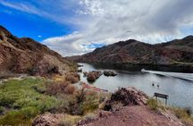 Guided moonlight kayak tour from Las Vegas Strip or Willow Beach