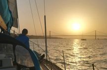 Sunset cruise on the Tagus in Lisbon