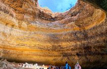 Benagil Cave boat experience from Lagos