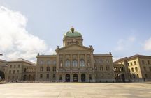1-hour walking tour of Bern with a local