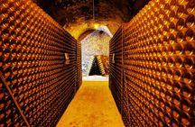 Full-Day Tour and Tasting Veuve Clicquot & Local Winery with Lunch