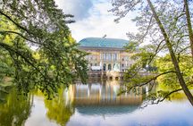Düsseldorf's top photogenic spots tour with a local guide