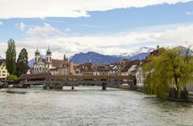 Exclusive historical walking tour of Lucerne with a local