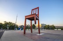 Walking tour of Geneva's best photo spots with a local