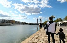 Triana historical quarter with Guadalquivir river walking tour