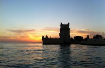 2-hour sunset sailing tour in Lisbon