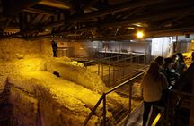 Trevi Fountain and Piazza Navona underground guided walking tour