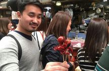 Kuromon Market food walking tour in Osaka