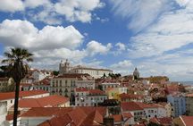Old Lisbon tuk-tuk tour with food tasting