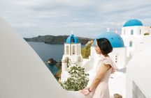 Santorini photo shoot with a pro photographer