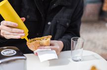 Food tour in Lisbon with exclusive tasting in a tasca tavern
