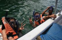Boat tour and snorkeling around Satang island