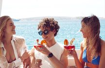Sunset boat tour in the Bay of Palma from Can Pastilla