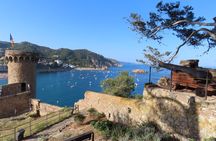 Kayak and snorkel in Tossa de Mar with three course meal
