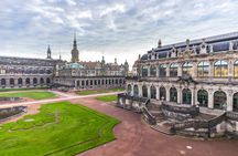 Explore Dresden in 1 hour with a Local