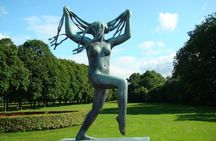 Explore the Instaworthy spots of Vigeland Park in Oslo with a local