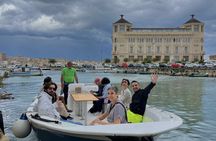 Guided boat excursion to Ortigia Island and Sea Caves
