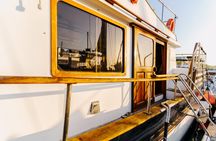 Private boat cruise on the Douro River at sunset