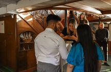 Brunch and cruise on the Danube with Prosecco