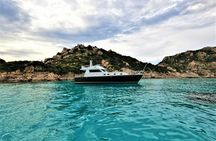 La Maddalena Archipel motor boat tour with swimming stop