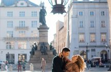 Professional photo shoot with guided walking tour in Krakow
