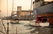 Gdańsk Sunset Yacht Cruise with Welcome Drink