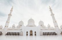 Abu Dhabi Mosque, Qasr Al Watan and Etihad Towers tour from Dubai