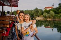Kupa river cruise in traditional boat