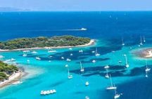 Three islands boat tour from Split including lunch