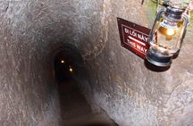 3-day trip to Hue, Vinh Moc and Paradise Cave from Da Nang