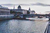 Paris 1-hour Seine river cruise
