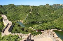 Huanghuacheng Water Wall with chartered boat and Olympic Park tour