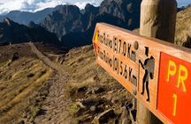 Full-day guided walking tour to Pico do Arieiro and Pico Ruivo