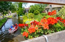 Day Trip to Giethoorn, Authentic Boat Cruise and Walking Tour