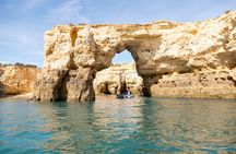 1-hour small group boat tour to caves and beaches from Armação de Pêra