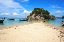Private Speedboat Tour to Hong Island with Kayaking from Krabi