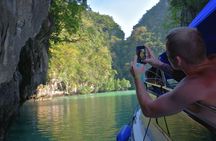 Private Speedboat Tour to Hong Island from Krabi