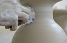 2-hour pottery making workshop in Ragusa