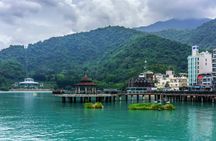 Sun Moon Lake and Ita Thao Pier full-day tour from Taipei